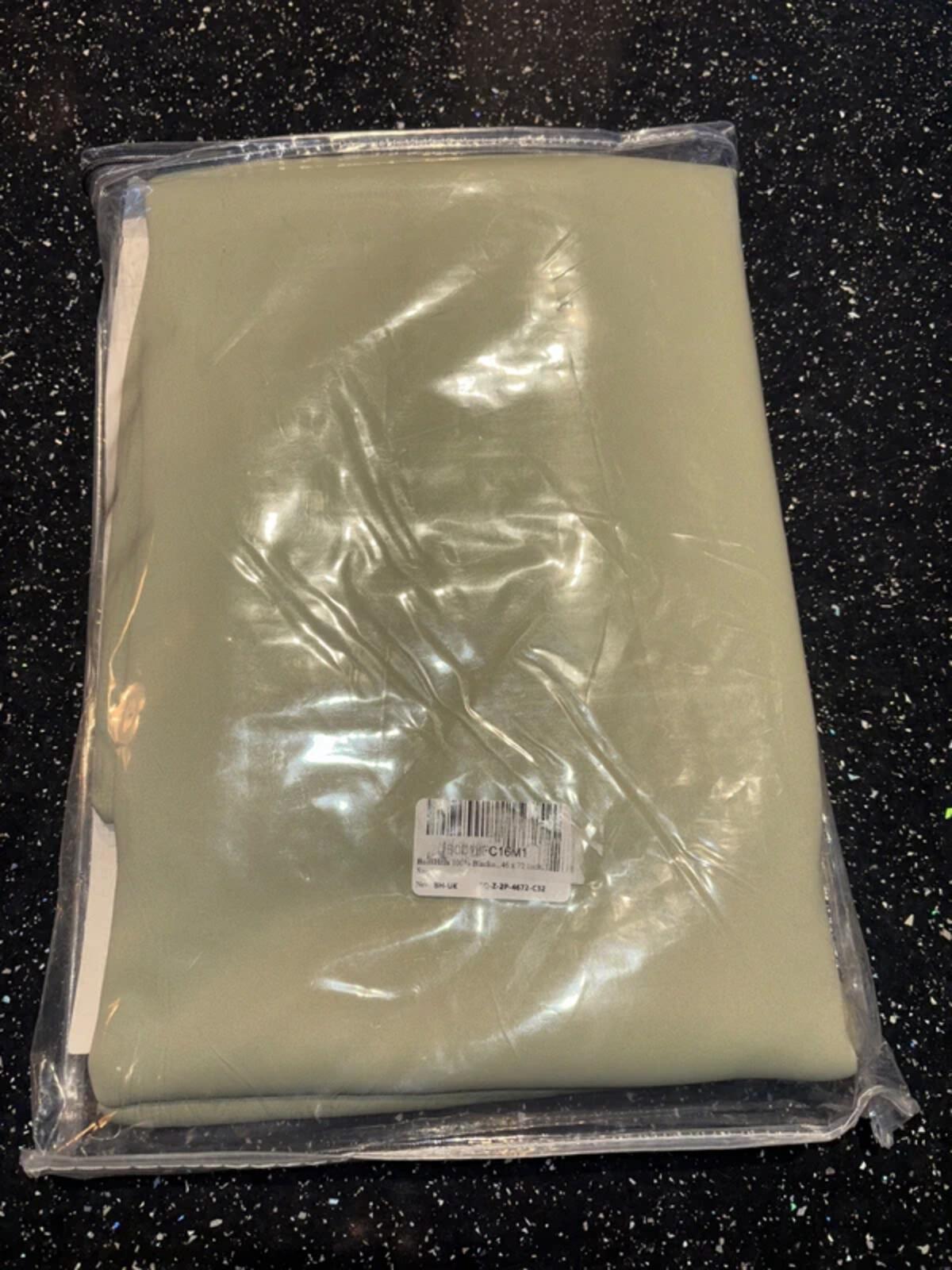 Blackout Curtains Thermal Insulated Pencil Pleat Light Sage 46 x 72 Inch