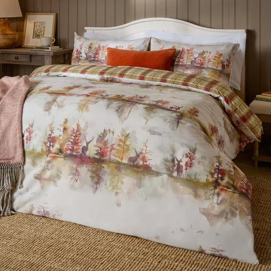 Voyage Maison Wilderness 100% Cotton Reversible Duvet Cover Set Plum