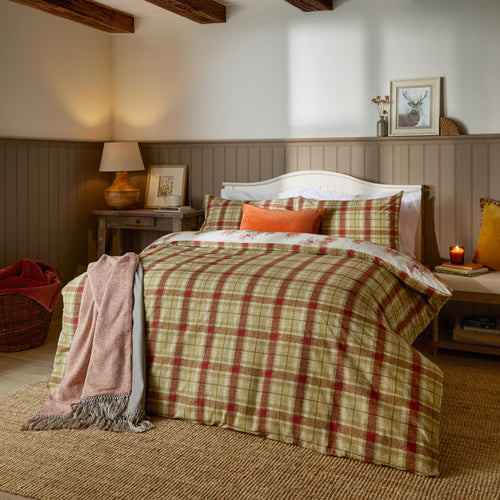 Voyage Maison Wilderness 100% Cotton Reversible Duvet Cover Set Plum