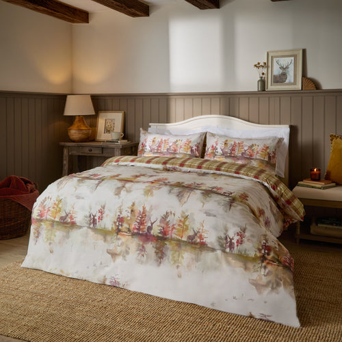 Voyage Maison Wilderness 100% Cotton Reversible Duvet Cover Set Plum