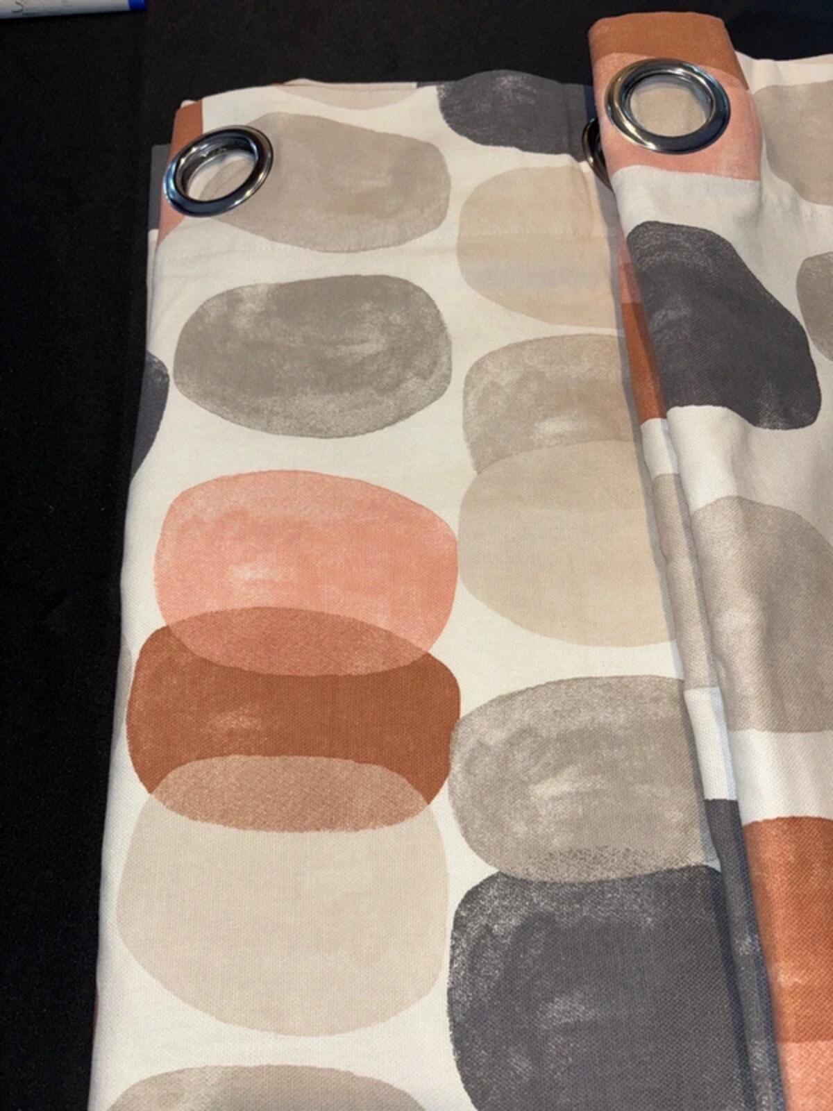💯 Cotton Fully lined Curtains Pebble Pattern 66Wx72L 2 panels