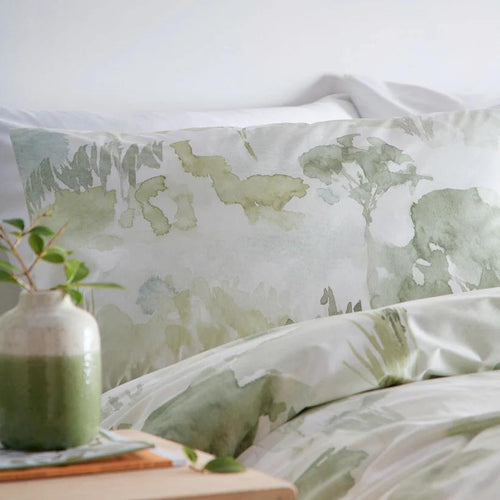 Edale Duvet Cover Set in Green King Size